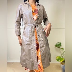 Vintage tan brown long belted trench leather jacket size small women’s